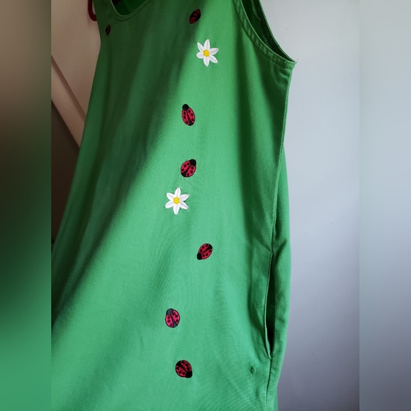 Lovely ladybug & daisy summer dress - Picture 12 of 14
